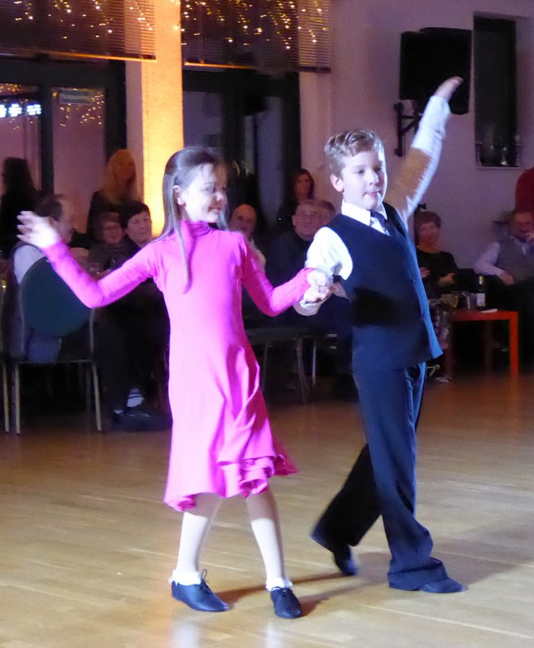 Eddy Pohle und Paulina Engelskircher bei ChaCha